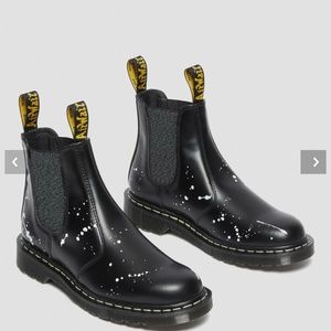 Neighborhood framer martens